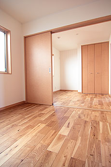 楢（なら／オーク） 無垢フローリング　施工写真