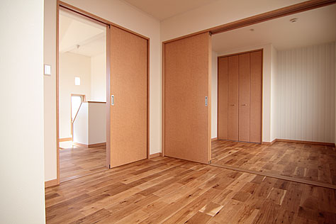 楢（なら／オーク） 無垢フローリング　施工写真