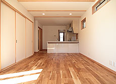 楢（なら／オーク） 無垢フローリング　施工写真