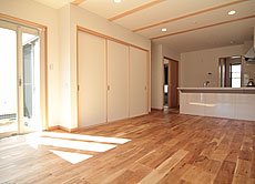 楢（なら／オーク） 無垢フローリング　施工写真