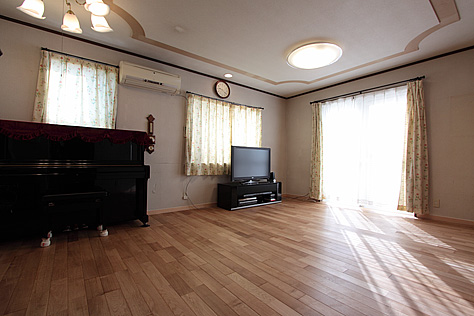 楢（なら／オーク） 無垢フローリング　施工写真