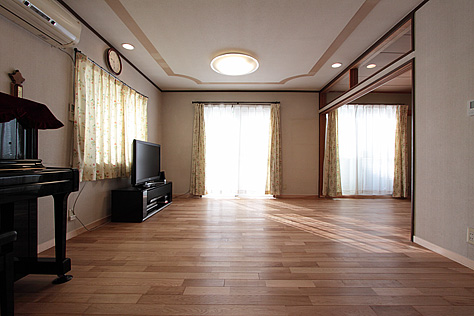 楢（なら／オーク） 無垢フローリング　施工写真