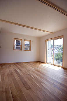 楢（なら／オーク） 無垢フローリング　施工写真