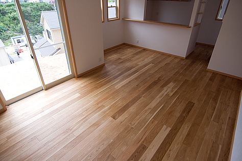 楢（なら／オーク） 無垢フローリング　施工写真