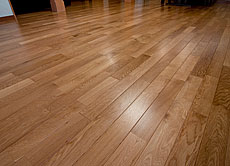 楢（なら／オーク） 床暖房対応　無垢フローリング　施工写真