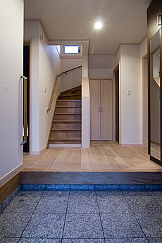 楢（なら／オーク） 無垢フローリング　施工写真