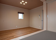 楢（なら／オーク） 無垢フローリング　施工写真