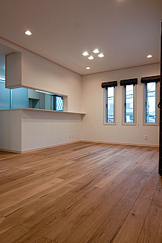 楢（なら／オーク） 無垢フローリング　施工写真