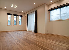 楢（なら／オーク） 無垢フローリング　施工写真