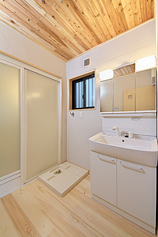 パイン　無垢フローリング　施工写真