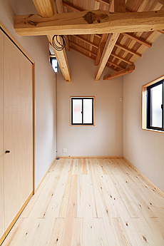 パイン　無垢フローリング　施工写真