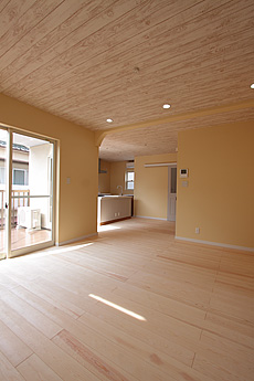 パイン　無垢フローリング　施工写真