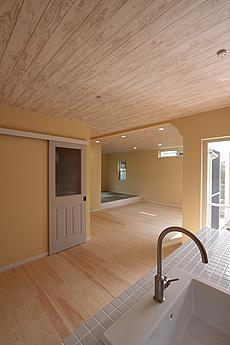 パイン　無垢フローリング　施工写真