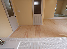 パイン　無垢フローリング　施工写真