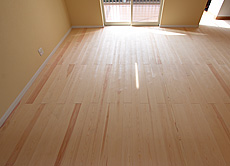 パイン 無垢フローリング（節なしグレード） 施工写真