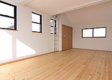 パイン　無垢フローリング　施工写真