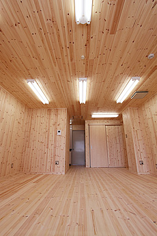 パイン　無垢フローリング & 無垢羽目板　施工写真