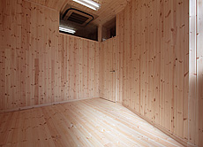 パイン　無垢フローリング & 無垢羽目板　施工写真