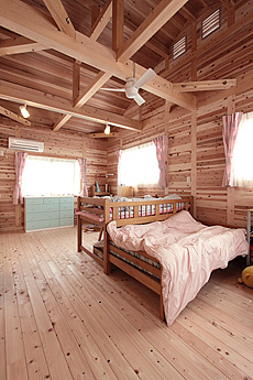 杉（すぎ）無垢フローリング　施工写真