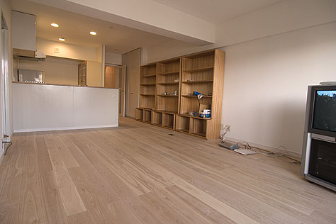 タモ（アッシュ）無垢フローリング　施工写真