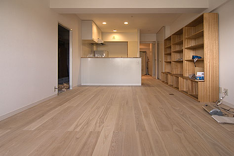 タモ（アッシュ）無垢フローリング　施工写真