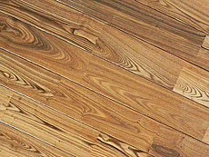 写真:タモ 無垢フローリング(床暖房対応)