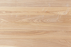 写真：タモ（アッシュ）　無垢フローリング（無塗装・一枚物　小節）