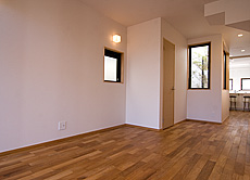 ミャンマー・チーク　無垢フローリング　施工写真