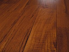 写真：ミャンマー・チーク　無垢フローリング　UVクリア