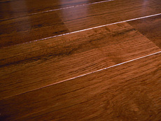 写真：ミャンマー・チーク　無垢フローリング　UVクリア