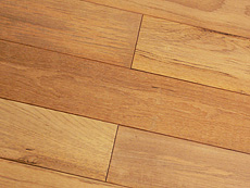 写真：ミャンマー・チーク　無垢フローリング