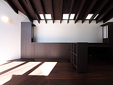 ブラウン ウォールナット 無垢フローリング 施工写真