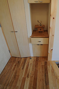 鬼くるみ（ウォールナット） 無垢フローリング　施工写真