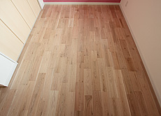 鬼くるみ（ウォールナット） 無垢フローリング　施工写真