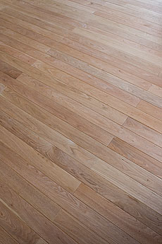 鬼くるみ（ウォールナット） 無垢フローリング　施工写真