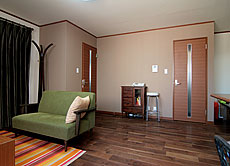 ブラックウォールナット　無垢フローリング　施工写真