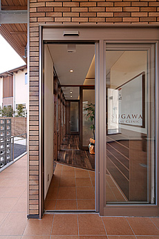 ブラックウォールナット　無垢フローリング　施工写真