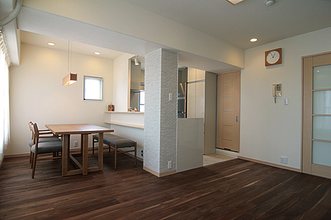 兵庫県伊丹市 M様邸 ブラックウォールナット 無垢フローリング施工写真