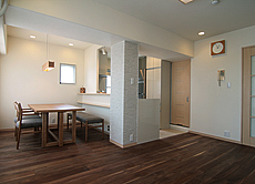 ブラックウォールナット 無垢フローリング 施工写真