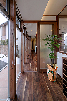 ブラックウォールナット　無垢フローリング　施工写真