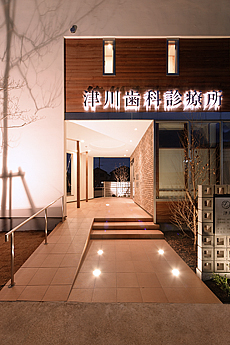 ブラックウォールナット　無垢フローリング　施工写真