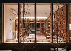 ブラックウォールナット　無垢フローリング　施工写真