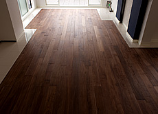 ブラックウォールナット　無垢フローリング　施工写真