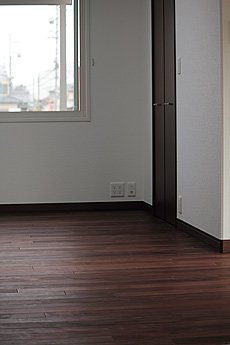 ブラックウォールナット　無垢フローリング　施工写真