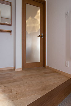 鬼くるみ（ウォールナット） 無垢フローリング　施工写真