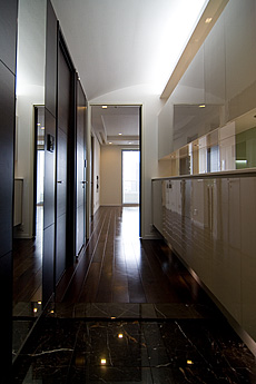 ブラックウォールナット　床暖房対応　無垢フローリング　施工写真