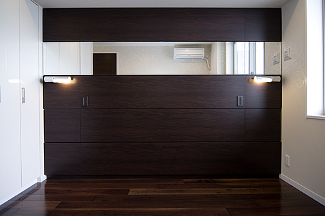 東京都新宿区 I様邸 ブラックウォールナット 無垢フローリング施工写真