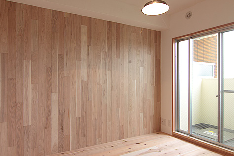 国産 鬼胡桃（くるみ） 無垢フローリング 施工写真