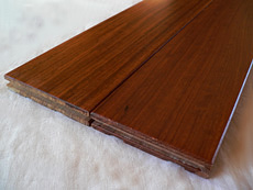 写真：花梨（カリン） 無垢フローリング ウレタン塗装品