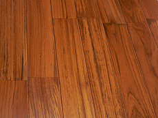 写真：チーク 床暖房対応 無垢フローリング